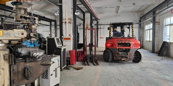 搬運(yùn)設(shè)備的公司有幾種？有什么區(qū)別？