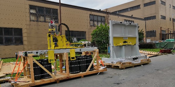 重型設(shè)備搬運(yùn)是怎么施工的？屹星機(jī)電分享