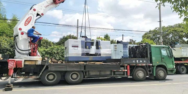 屹星設(shè)備搬運(yùn)公司解析：目前工廠搬遷的主要原因是什么？