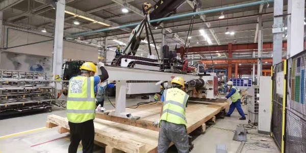 重型設備搬遷哪家好？重型設備搬遷過程中需要注意些什么？